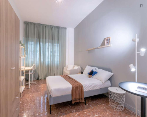 Inviting single bedroom near Tenuta di Tormarancia park
