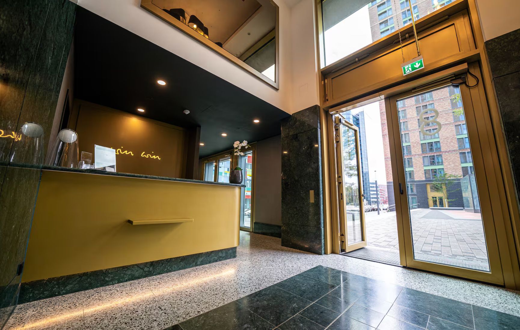  Stunning Studio Apartment In The Medienhafen  -  Stunning Studio Apartment in the Medienhafen  - Gallery -  11