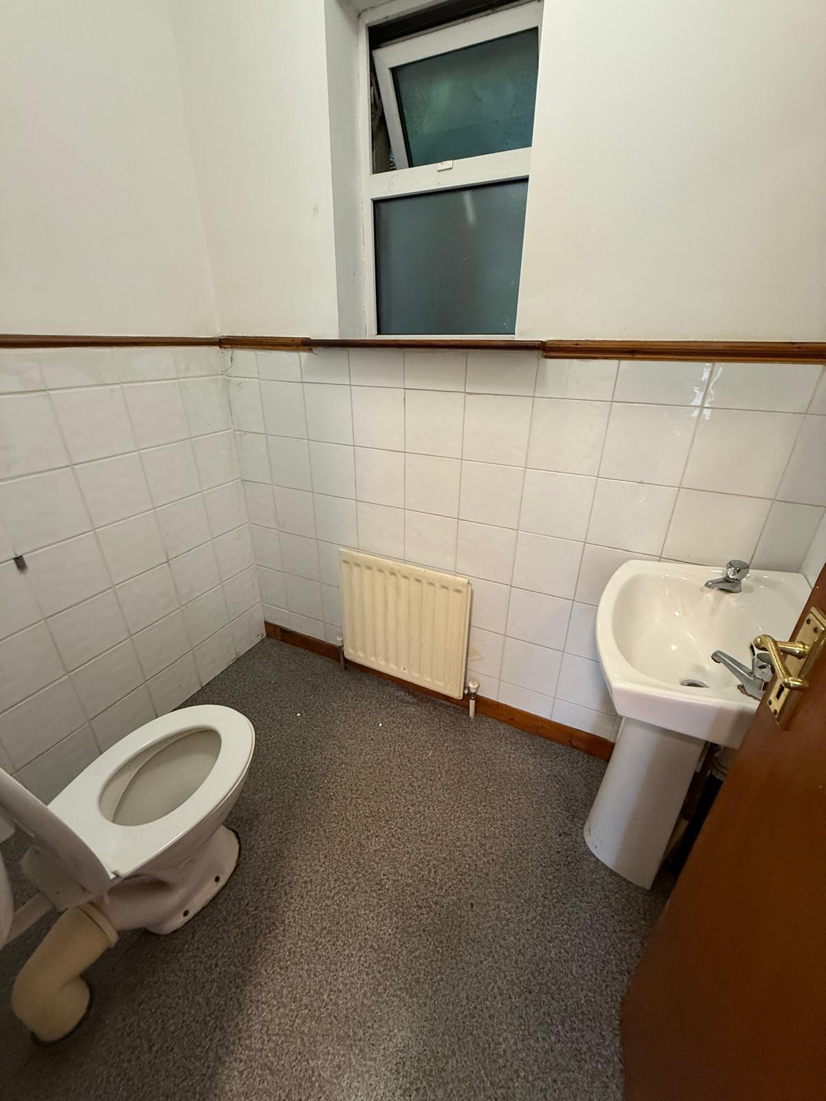 Small Twin Room - 2