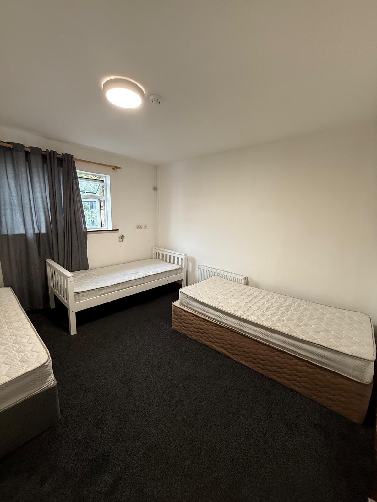 Large Triple Room - 1