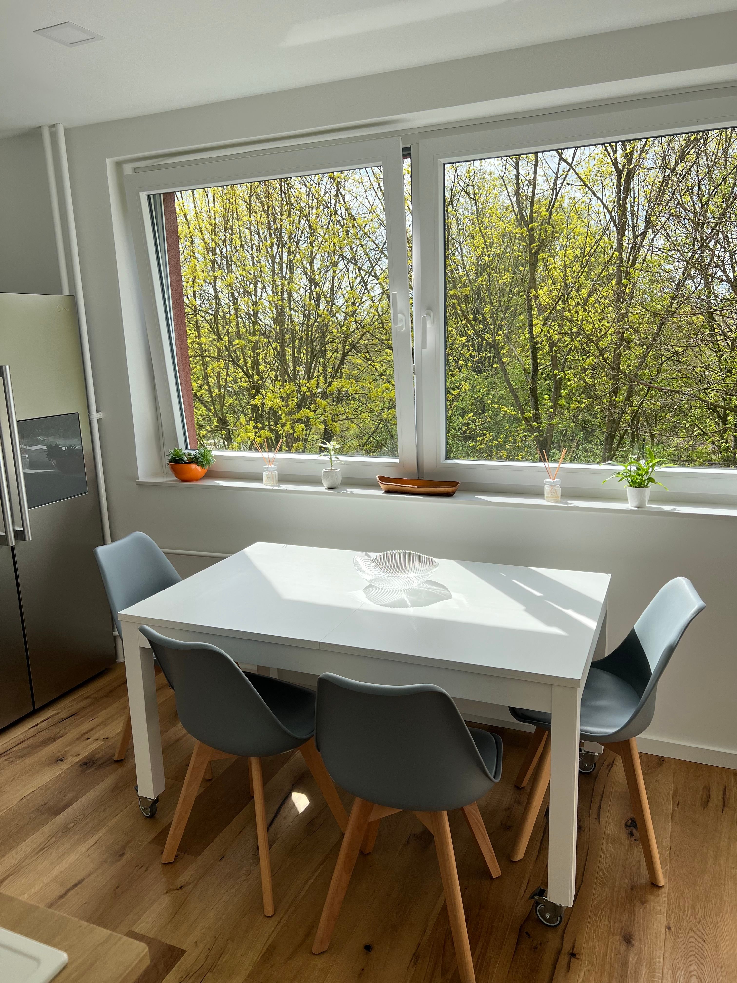  "Beautiful Apartment In Düsseldorf Vennhausen - Modern And Comfortable Living"  -  "Beautiful Apartment in Düsseldorf Vennhausen - Modern and Comfortable Living"  - Gallery -  1