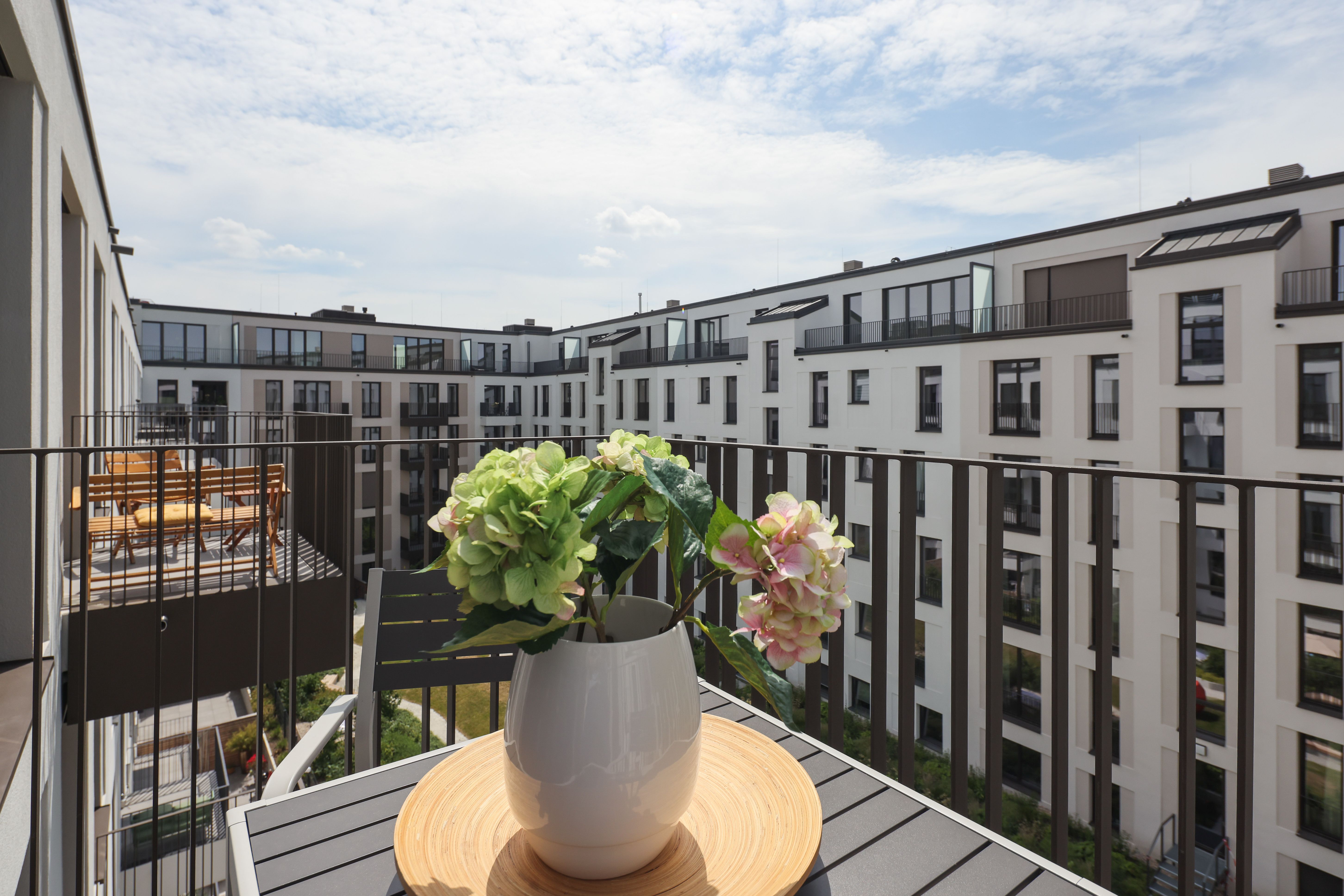 Living In The Schönegarten, The Name Says It All - Living in the Schönegarten, the name says it all - Gallery - 18