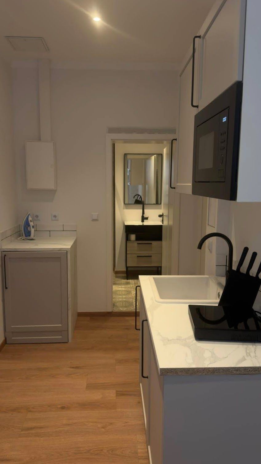 Newly Renovated, Tastefully Furnished 1.5-Room Apartment In The Heart Of Kreuzberg - Newly renovated, tastefully furnished 1.5-room apartment in the heart of Kreuzberg - Gallery - 7