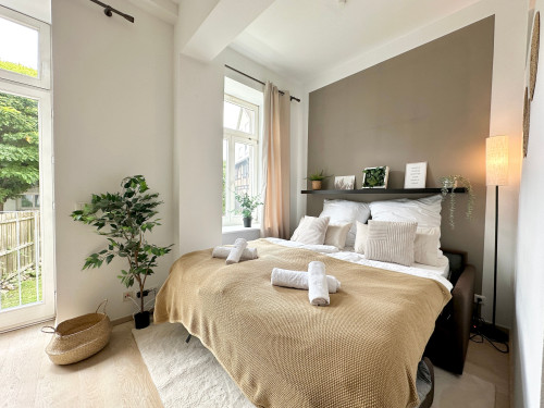 Anton - central apartment in Schwerin | Near train station | French balcony  - Gallery -  5