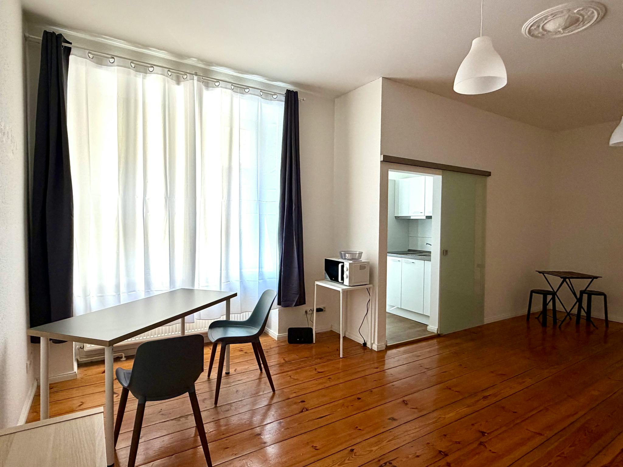 Entire Place - Brüsseler Straße, Berlin - Gallery - 1