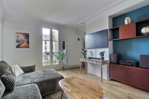 Place Saint-Pierre, Paris