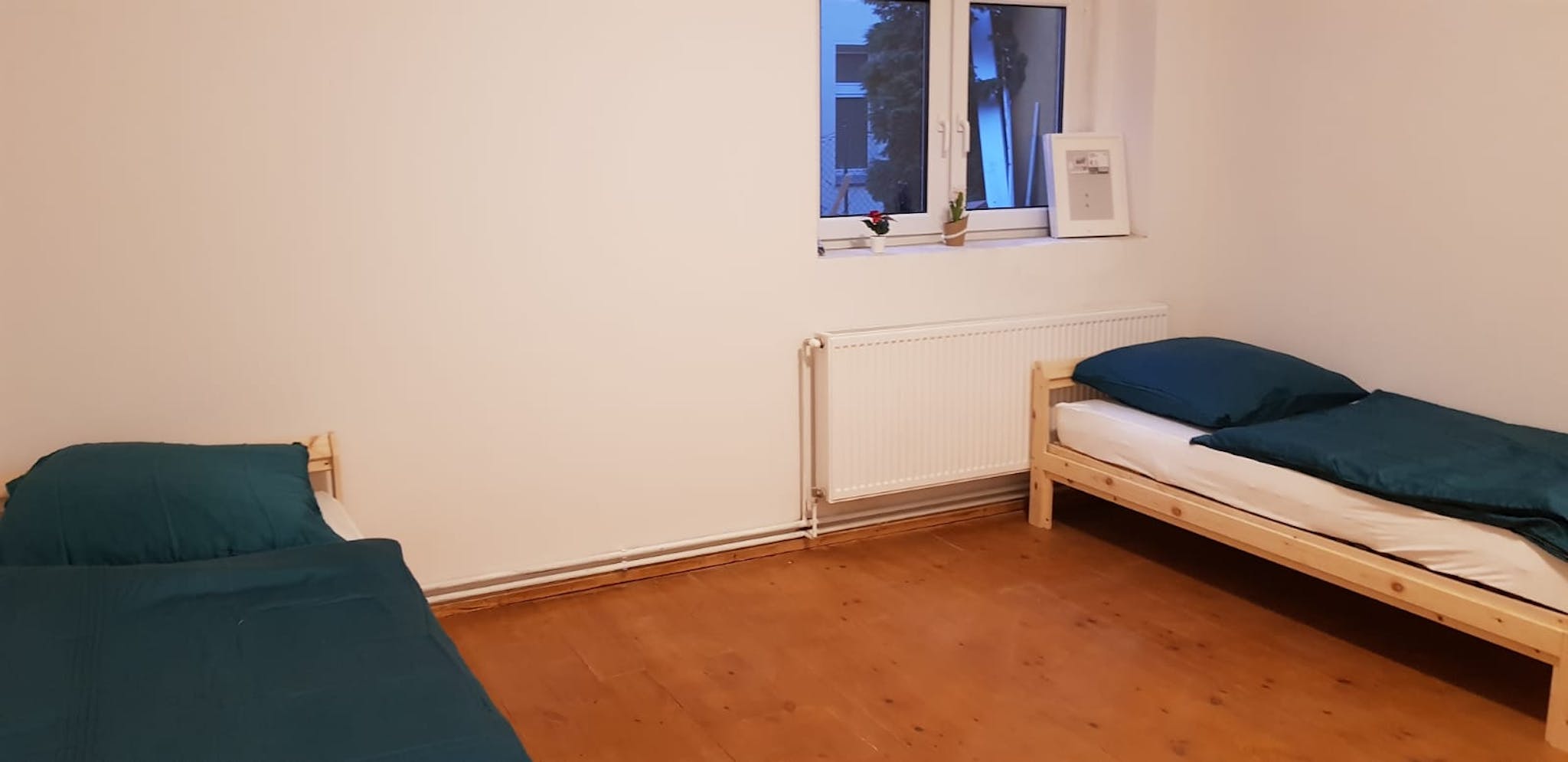  Shared Room  -  Emdenzeile, Berlin  - Gallery -  1