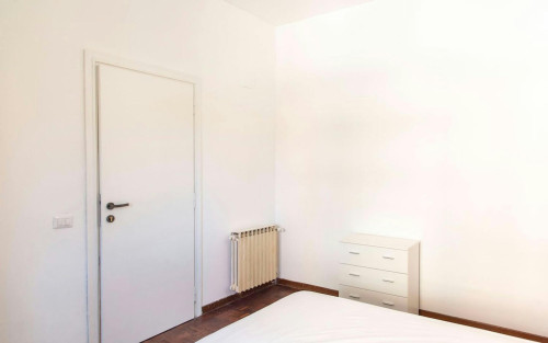 Viale di Vigna Pia, Rome