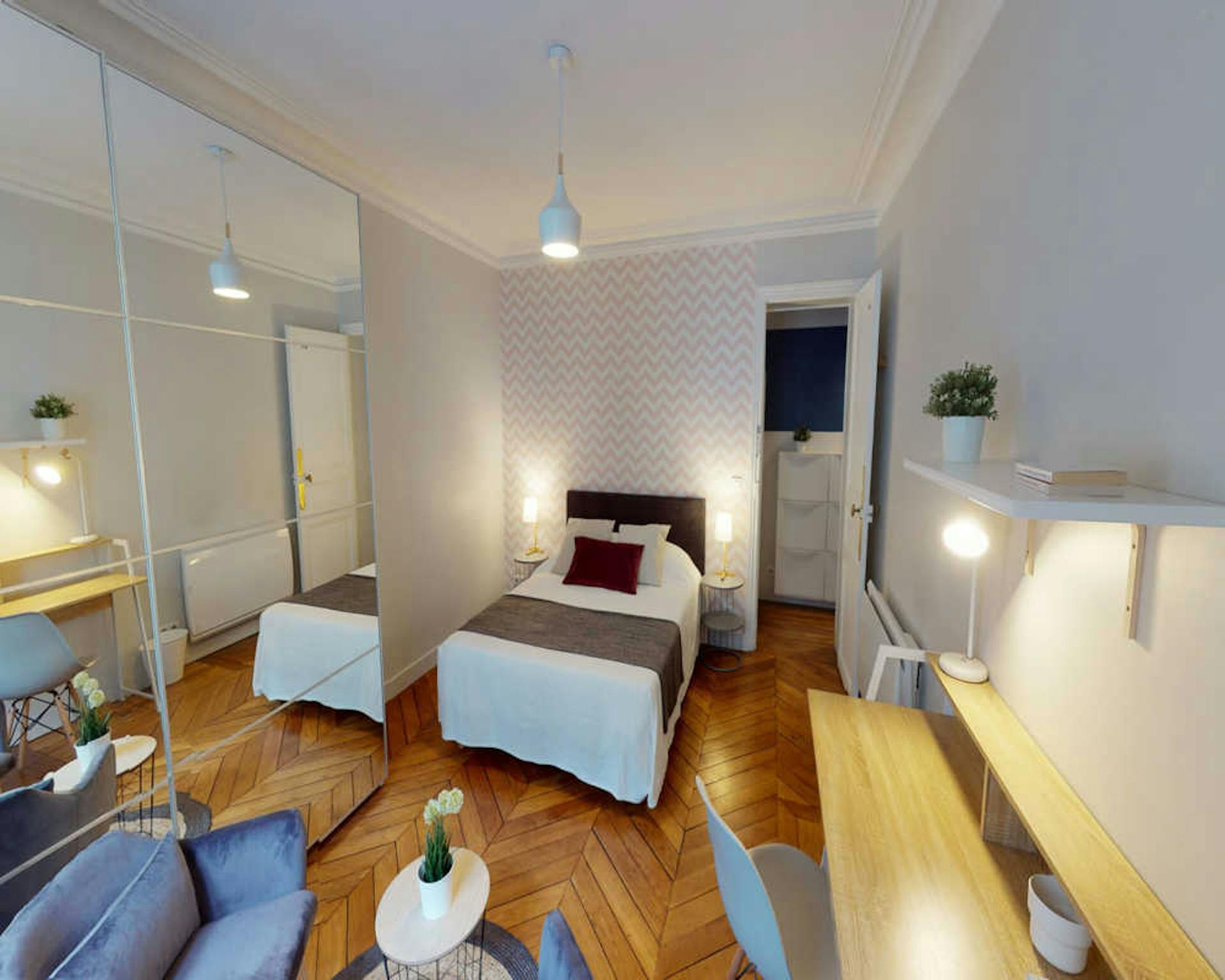  Private Room  -  Avenue de la Bourdonnais, Paris  - Gallery -  1