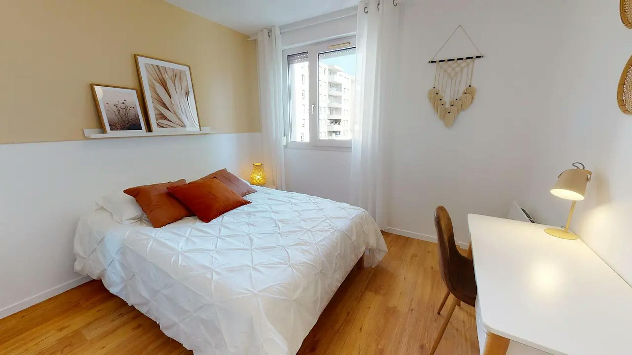 Private Room - Rue de l'Effort, Lyon - Gallery - 1