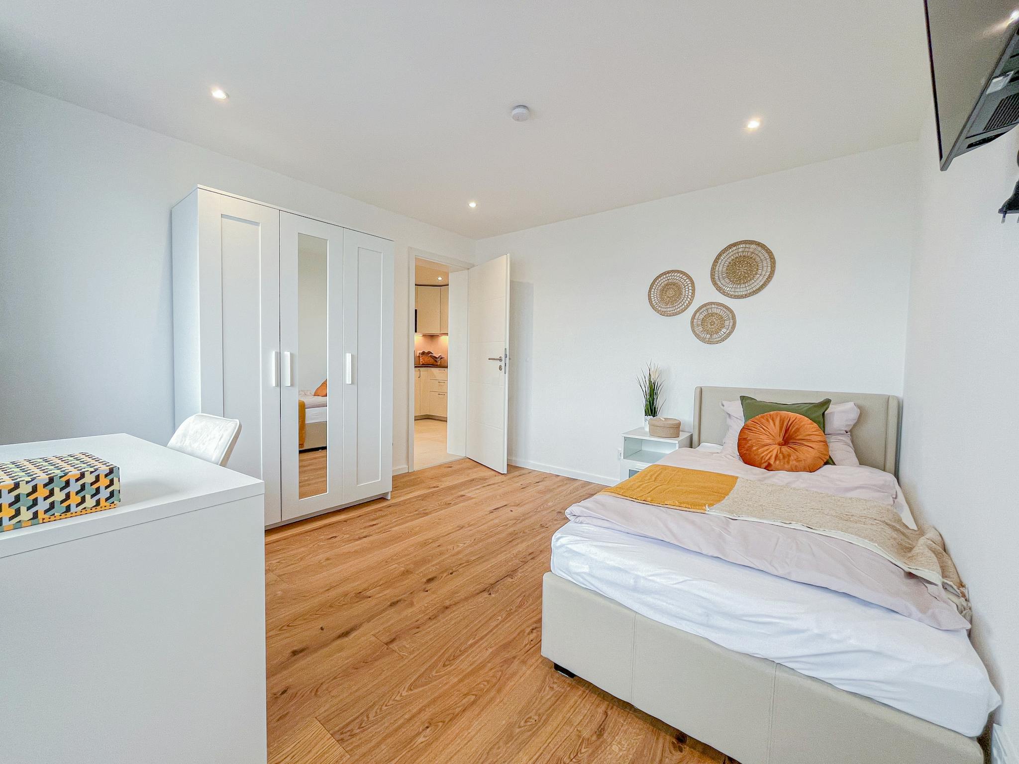  Private Room  -  Engadiner Straße, Munich  - Gallery -  1