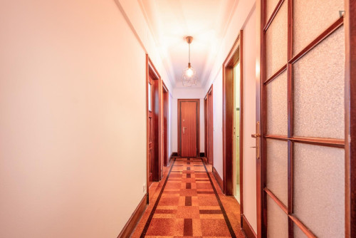 Bright double bedroom near Parque Eduardo VII - Gallery - 13