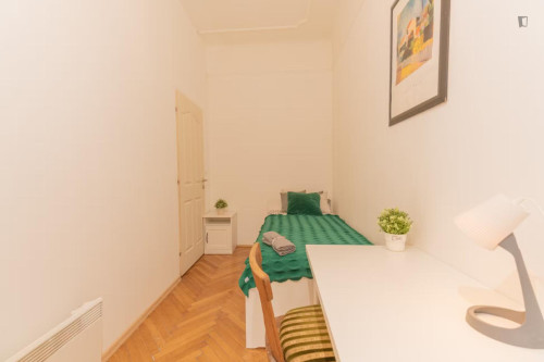 Pleasant single bedroom with a balcony, in Józsefváros