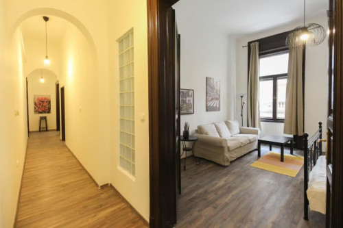 Large double bedroom near the Kodály körönd metro