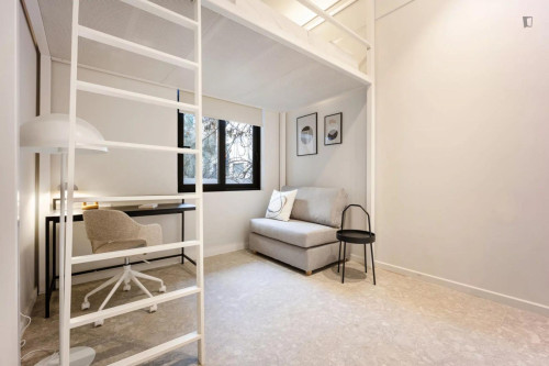 Excitement Studio close to Aghios Nikolaos Metro