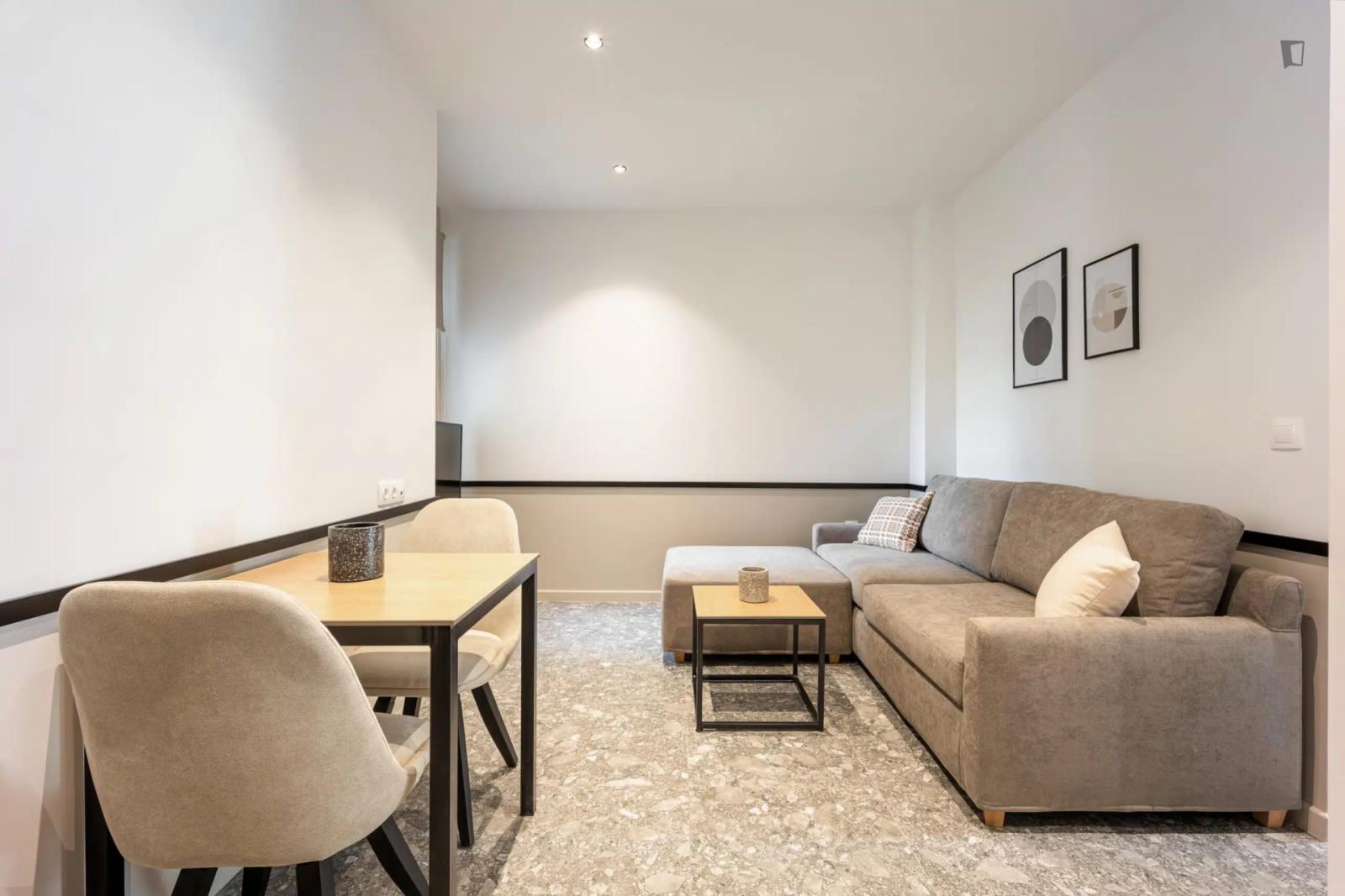  Homely 1-Bedroom Apartment In Kypseli  -  Homely 1-bedroom apartment in Kypseli  - Gallery -  1