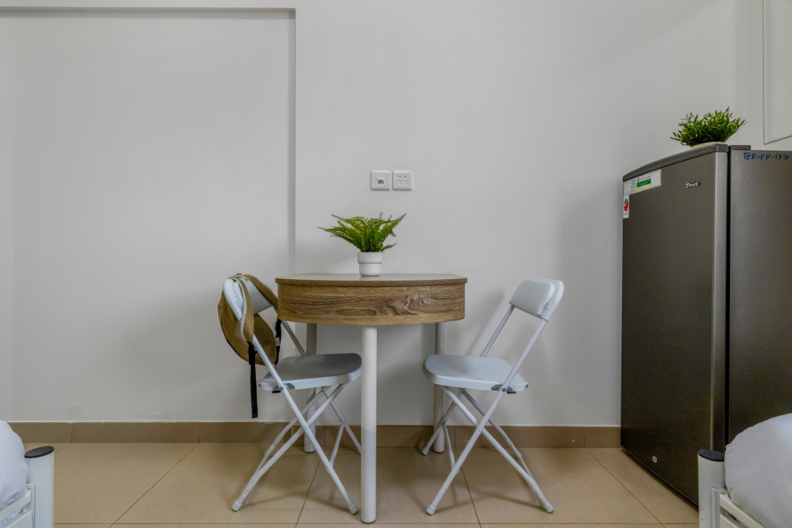 Premium Sharing Room - Makaan - Gallery - 3