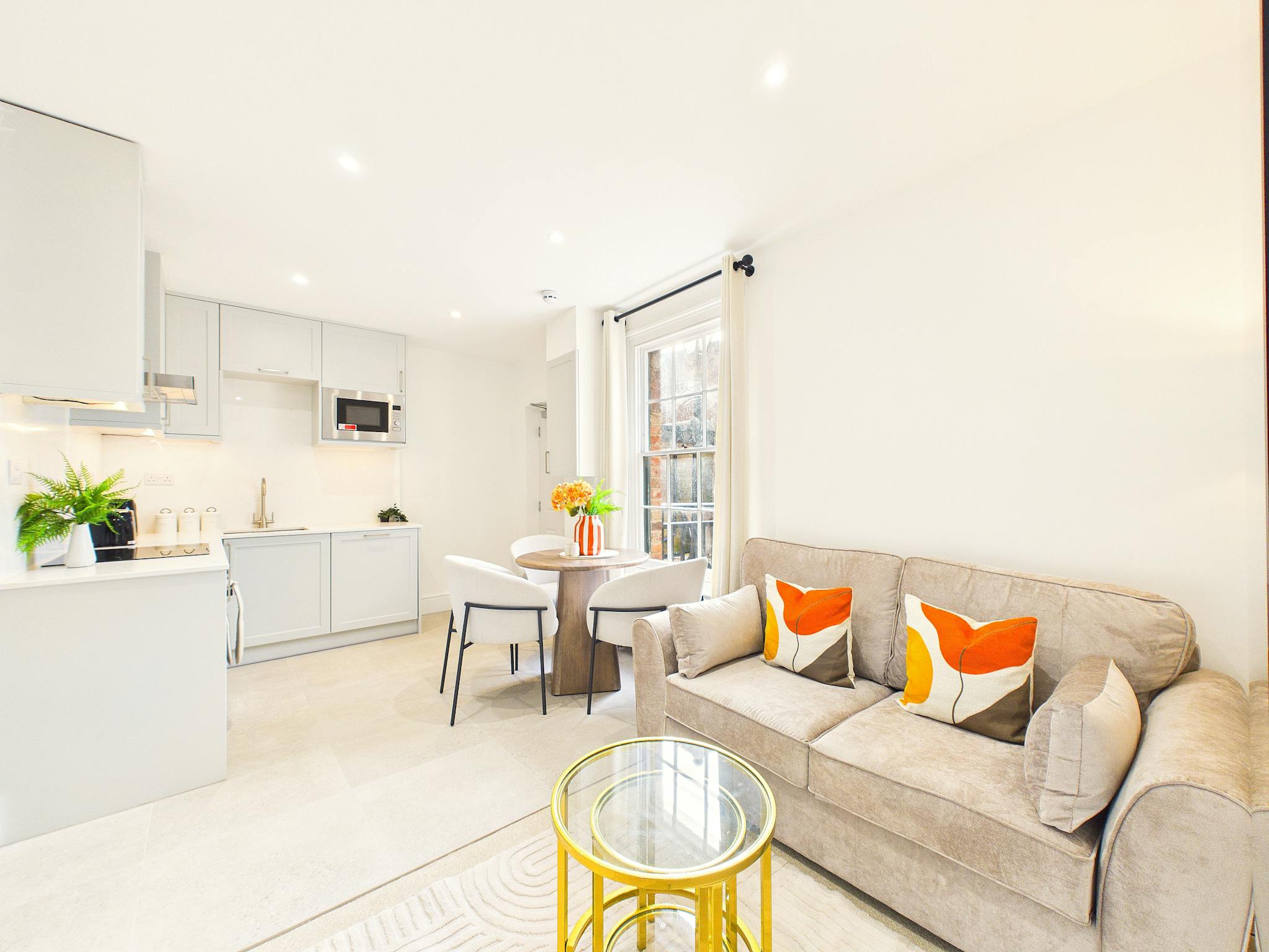 Entire Place - Henrietta Street, Cheltenham - Gallery - 1