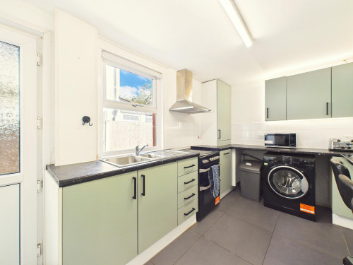 Ridgway Road, Luton - Gallery - 9