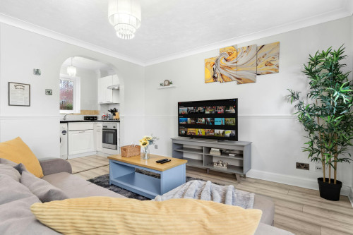 Cedar Wood Drive, Watford - Gallery - 7
