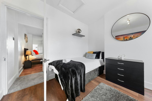 Watford Field Road, Watford - Gallery - 8