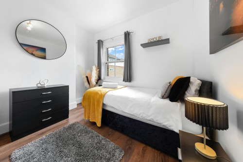 Watford Field Road, Watford - Gallery - 7