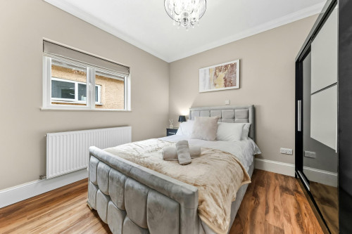 Ridge Lane, Watford