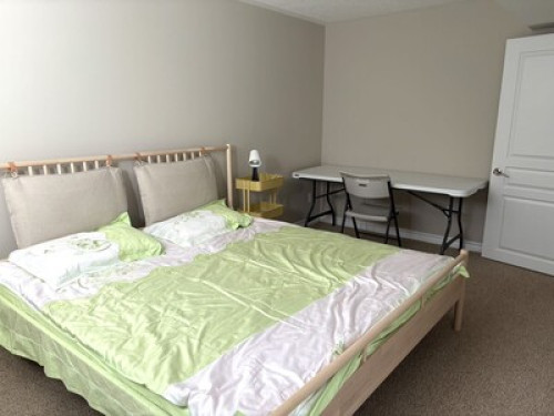 Cozy Private Basement in Kanata