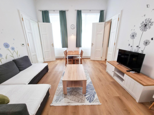 Bright 1-bedroom flat near the Taborstraße subway station