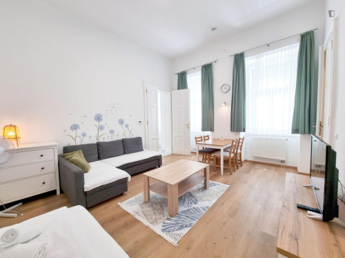 Bright 1-bedroom flat near the Taborstraße subway station  - Gallery -  5