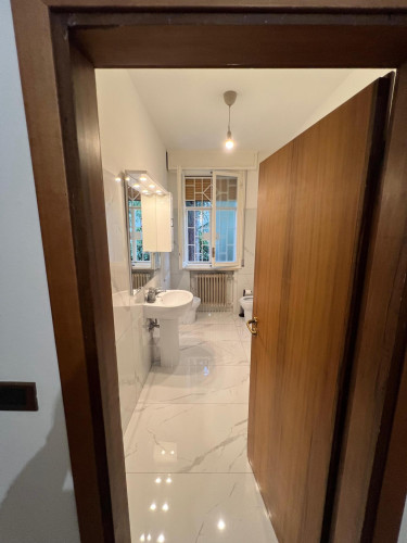 Spacious double bedroom in Castelmaggiore, well connected to the city center - Gallery - 9