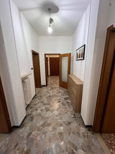 Spacious double bedroom in Castelmaggiore, well connected to the city center - Gallery - 14