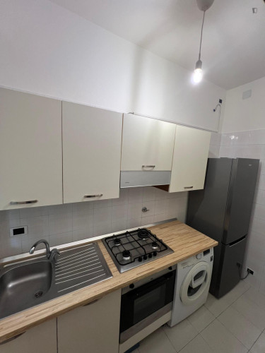 Spacious double bedroom in Castelmaggiore, well connected to the city center