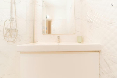 Single bedroom in a student flat, next to the Budapest-Nyugati train station  - Gallery -  5