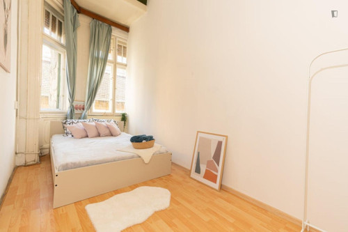 Lovely double bedroom near Rendessytelep neighbourhood