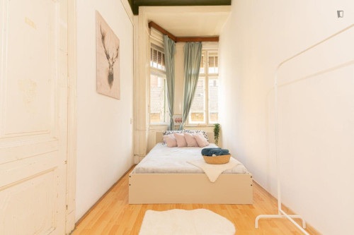 Lovely double bedroom near Rendessytelep neighbourhood