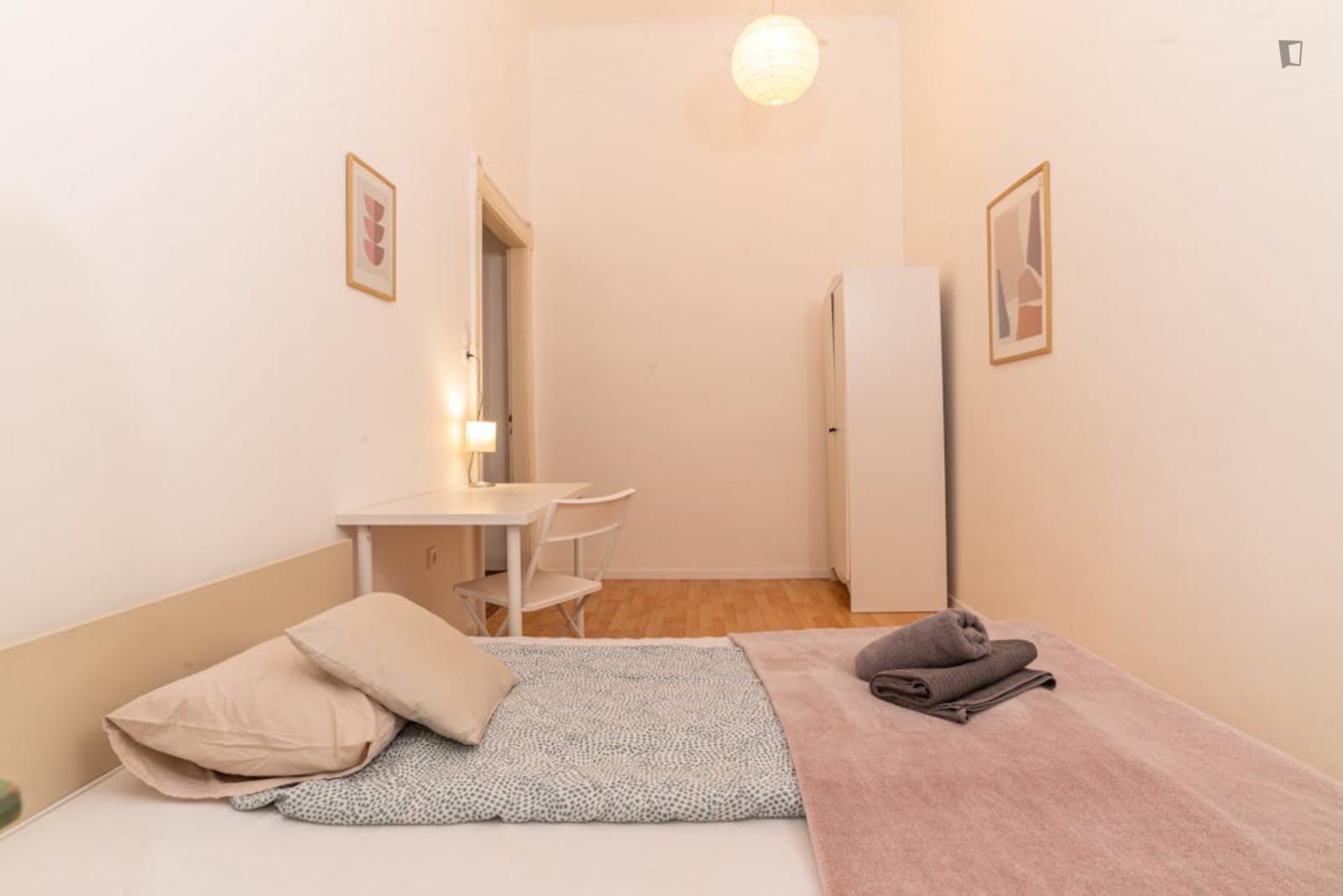  Charming Double Bedroom Near Üllői útneighbourhood  -  Charming double bedroom near Üllői útneighbourhood  - Gallery -  1