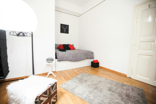 Cozy double bedroom in the Terézváros neighbourhood