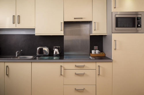 Leeds City West - Gallery - 8
