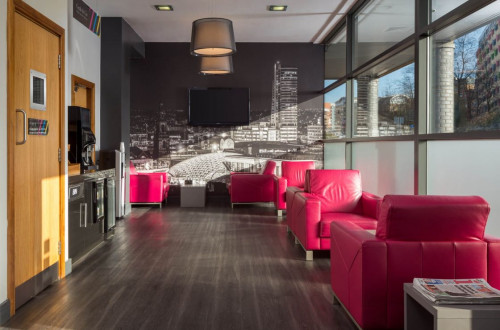 Leeds City West @Roomzzz