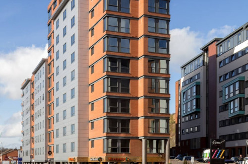 Leeds City West @Roomzzz