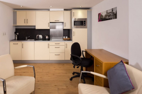 Leeds City West - Gallery - 9