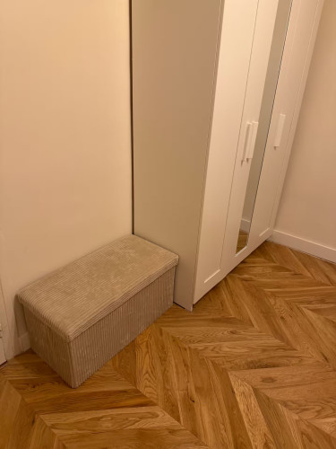 Parisian cocoon – Quiet & central in the heart of the 11th arrondissement (rated 4.66/5 on Airbnb after 30 stays)