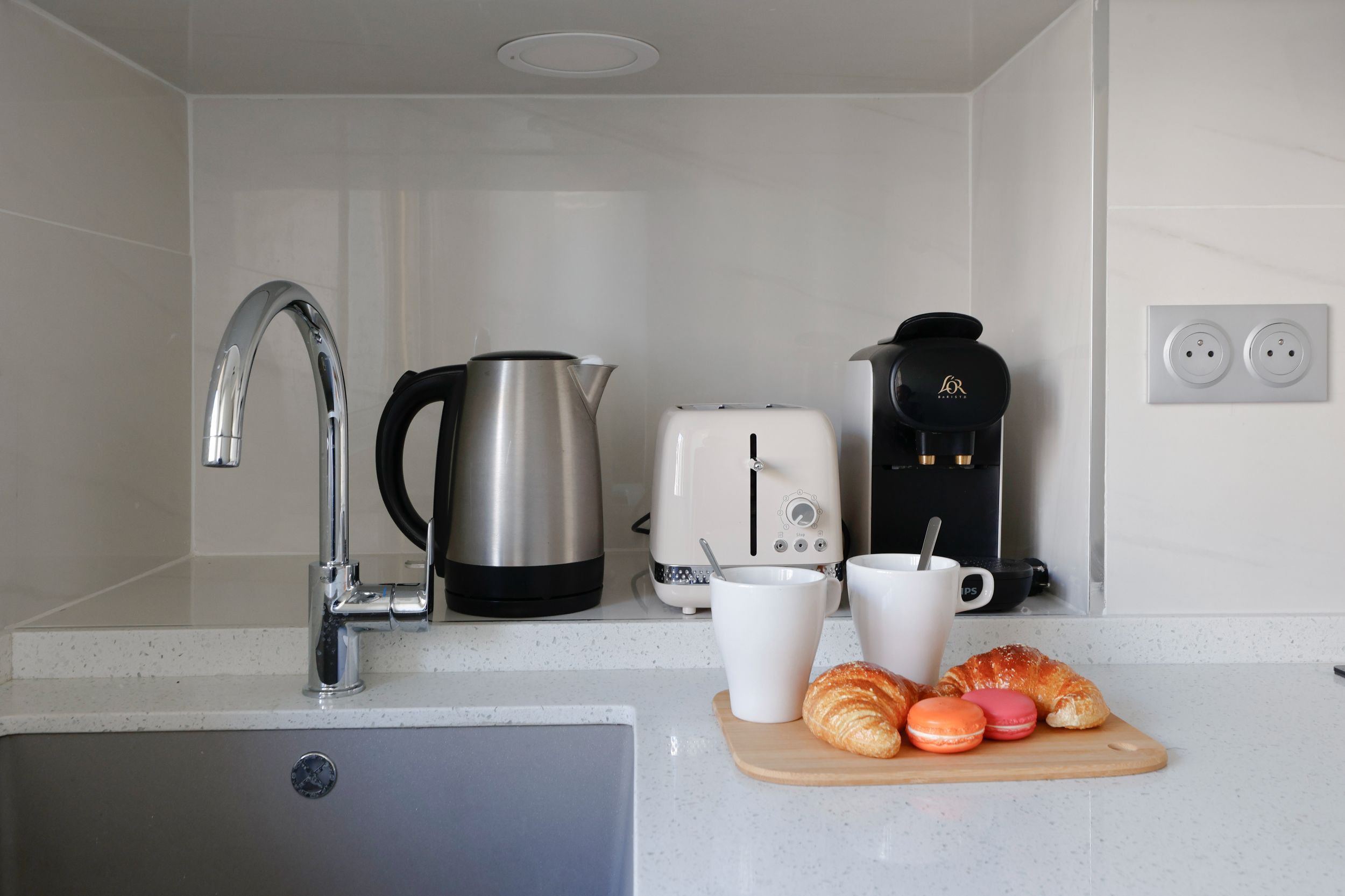 Suite Guersant: Luxury Parisian Apartment - Suite Guersant: Luxury Parisian Apartment - Gallery - 2