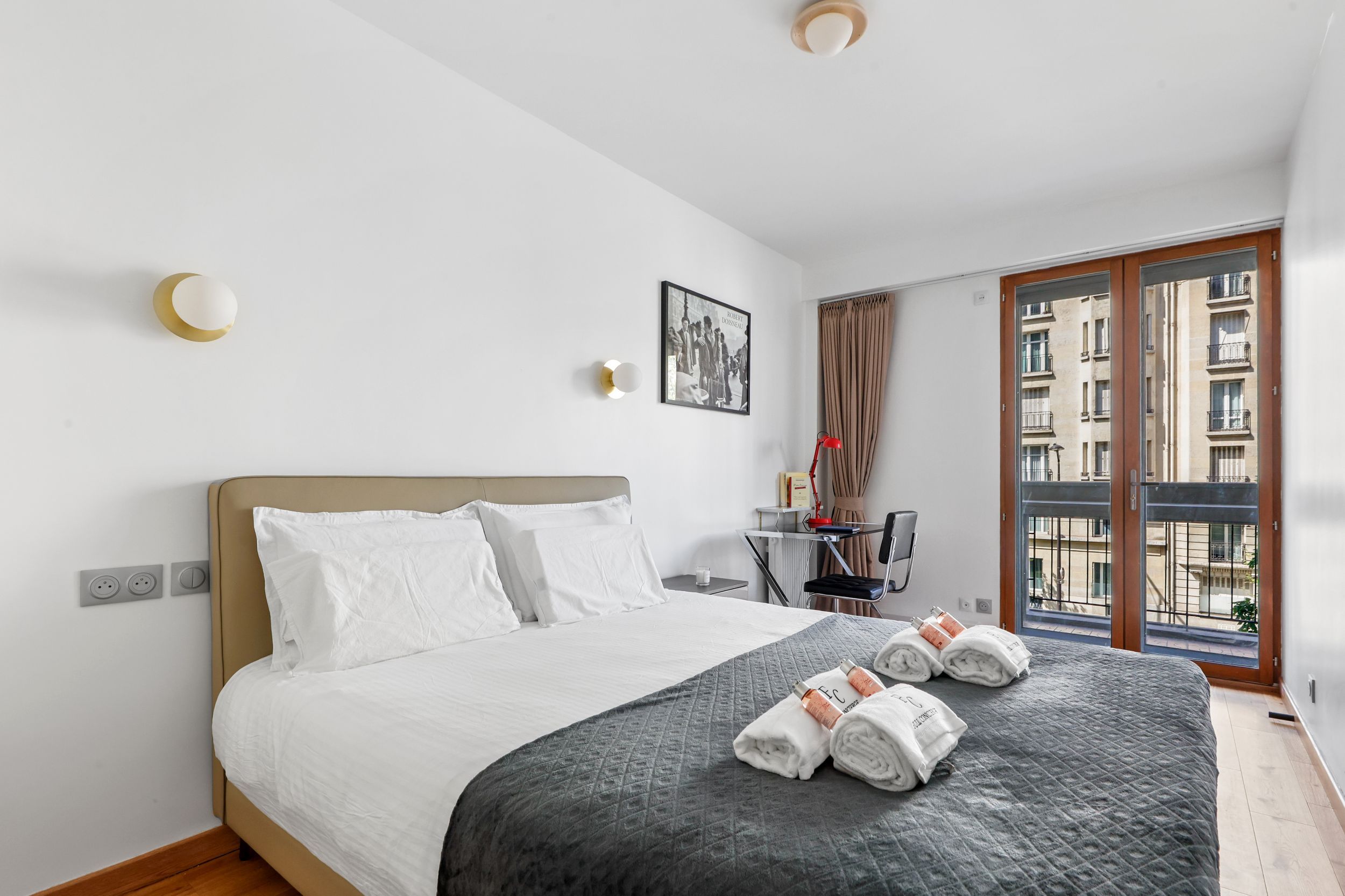 Suite Guersant: Luxury Parisian Apartment - Suite Guersant: Luxury Parisian Apartment - Gallery - 10