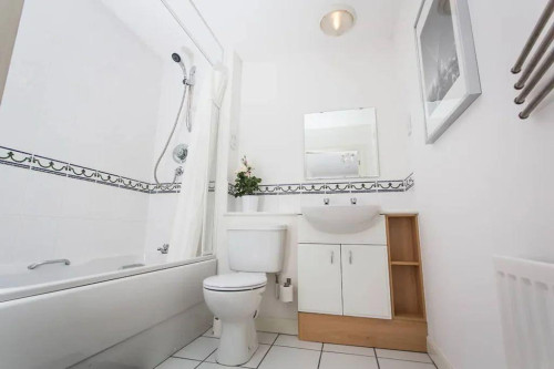 Trinity Court - Gallery - 181