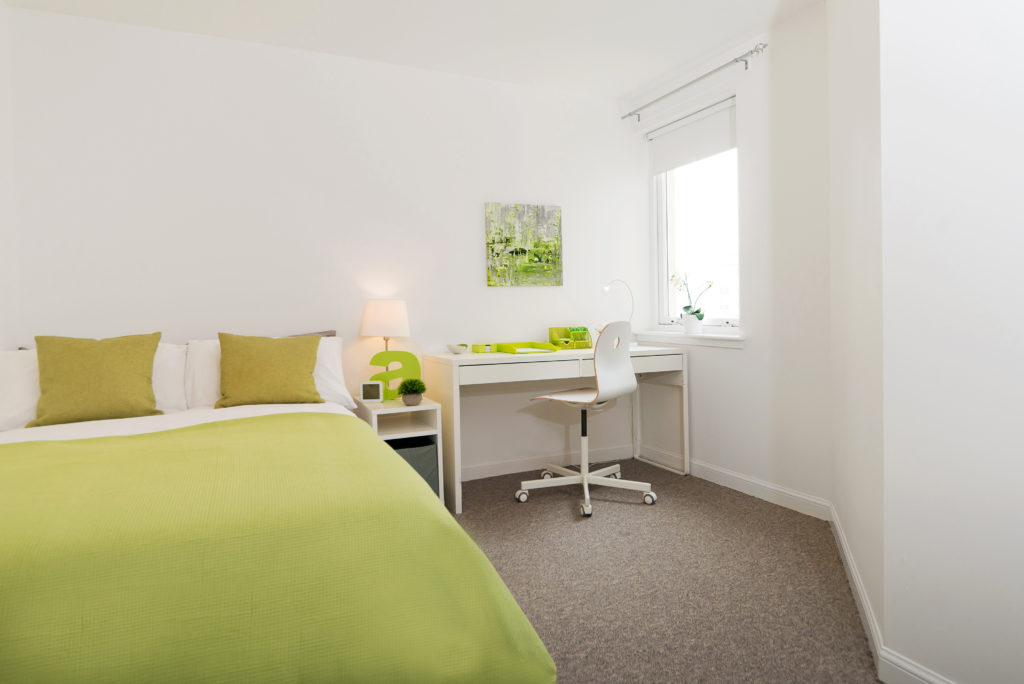 Premium - 3 Bed Flat  -  Trinity Court  - Gallery -  3