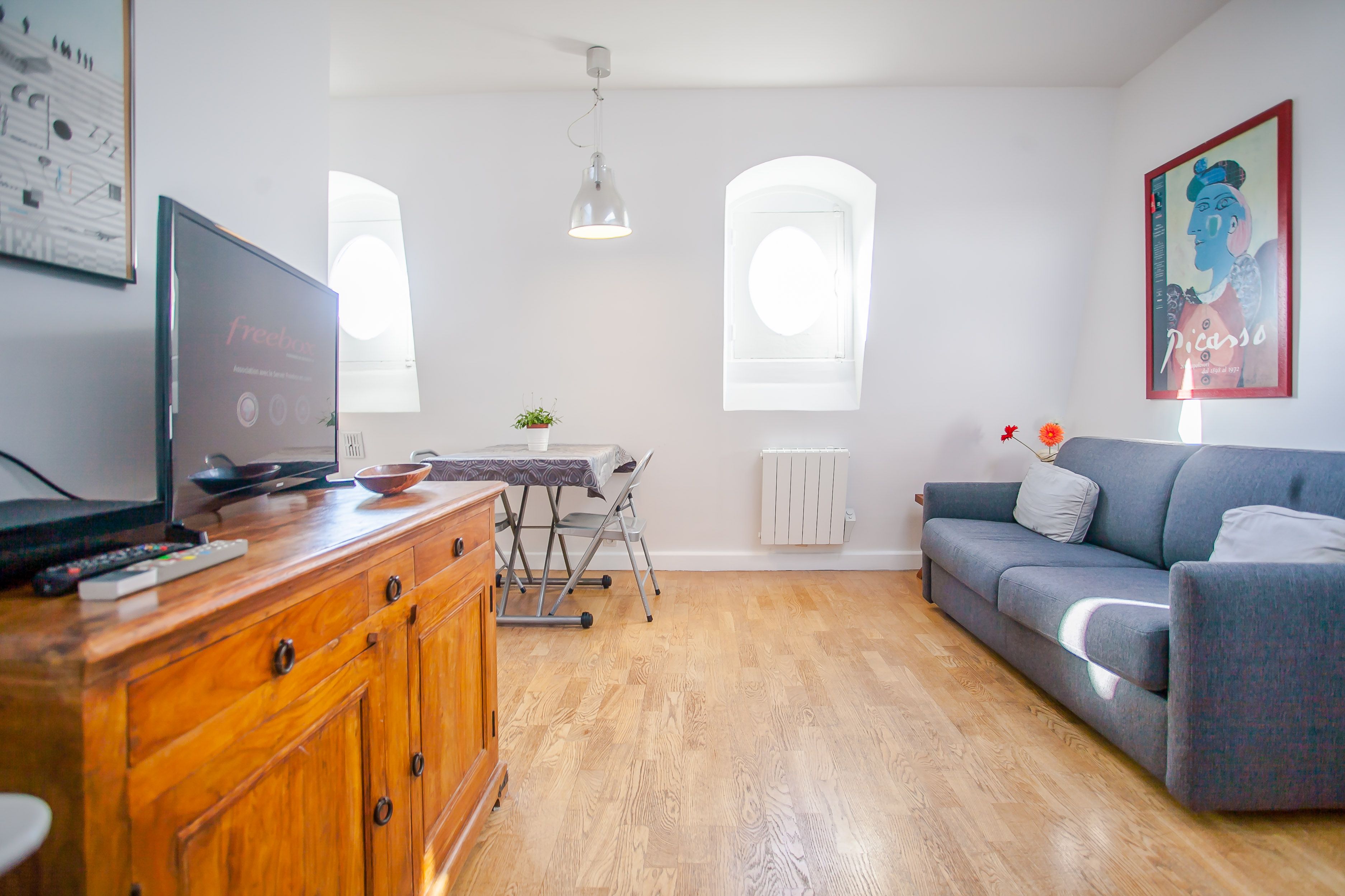 Turbigo - Bright 1bdrm Apartment - Turbigo - bright 1bdrm apartment - Gallery - 1