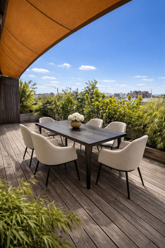 Exceptional duplex with terrace and Eiffel Tower view