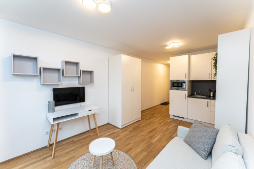 Shared flat room in Adlershof, near the Technology Park and S-Bahn station